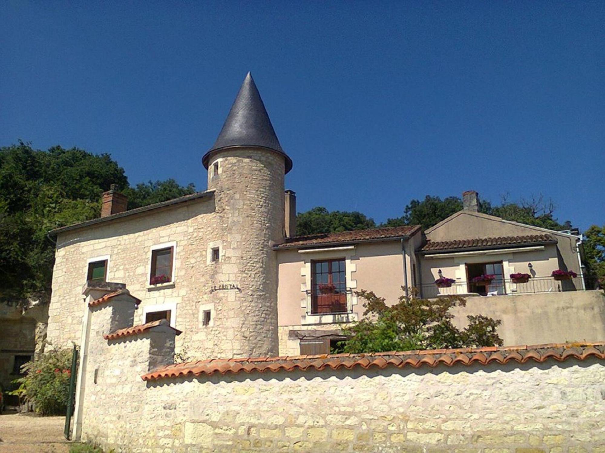 Manoir Le Cristal Futuroscope -20 Poucent Sur Les Nuitees Et -30 Pourcent Sur Le Futuroscpe ! Beaumont (Vienne) Eksteriør billede